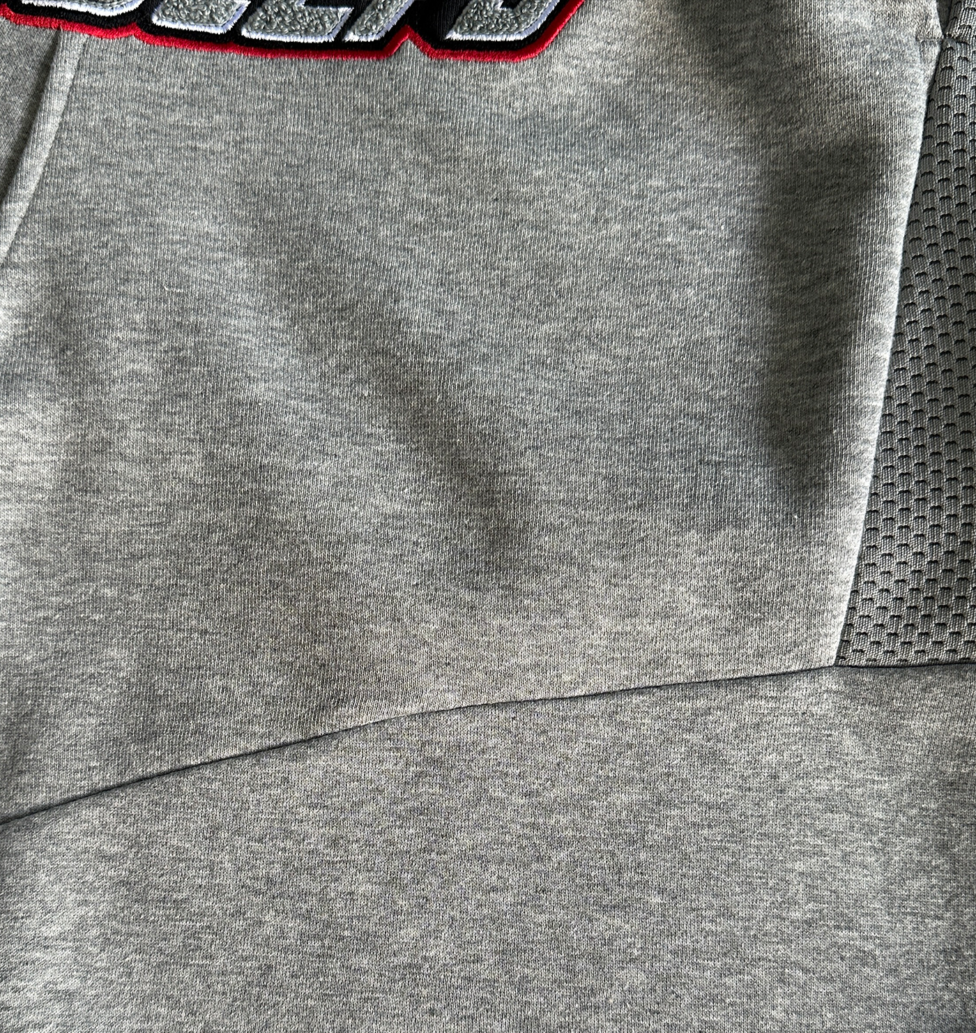 TRAPSTAR SHOOTERS TEE & SHORTS SET (WHITE/GREY/RED)