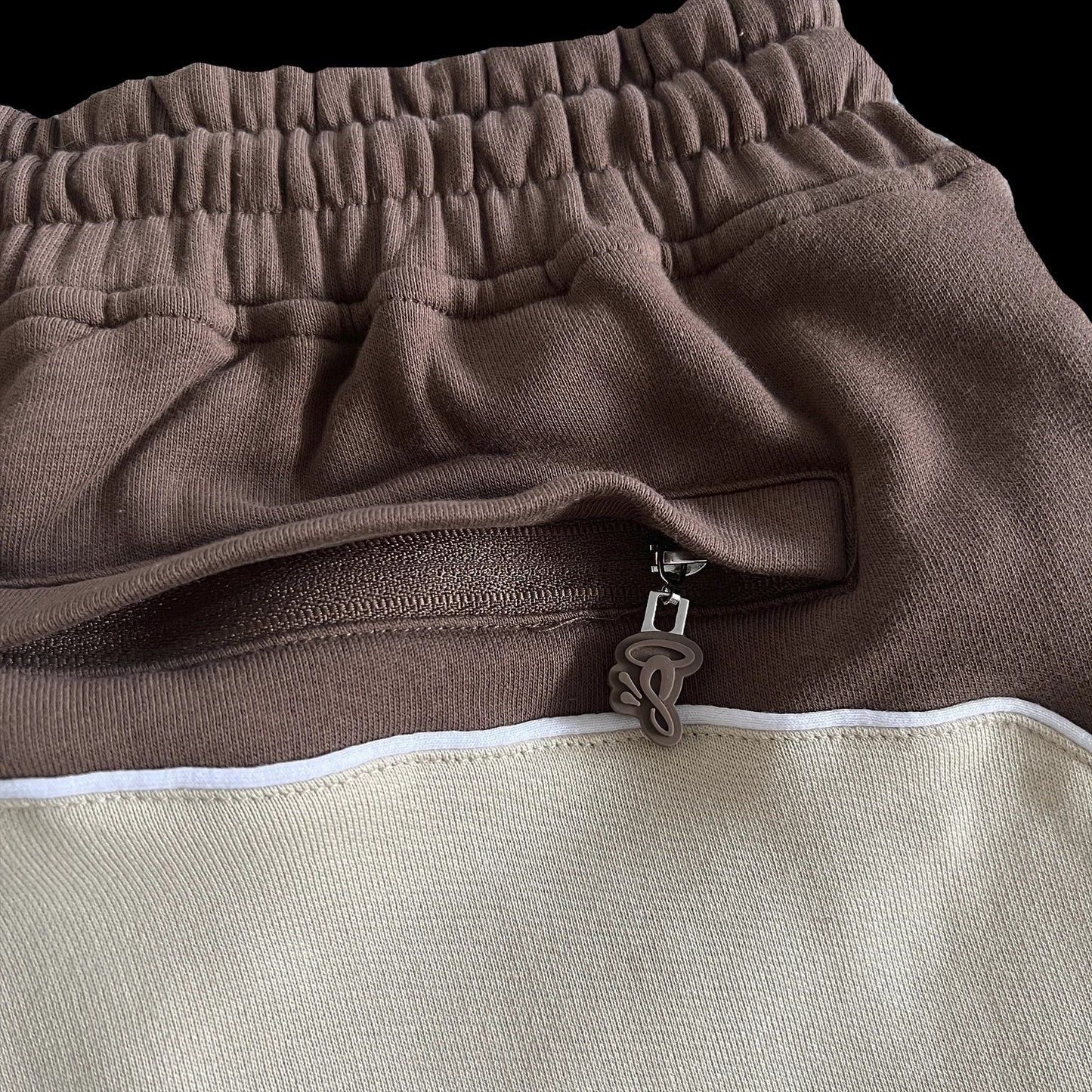 SYNA WORLD PIPE HOODIE & SHORT SET (BEIGE/BROWN)