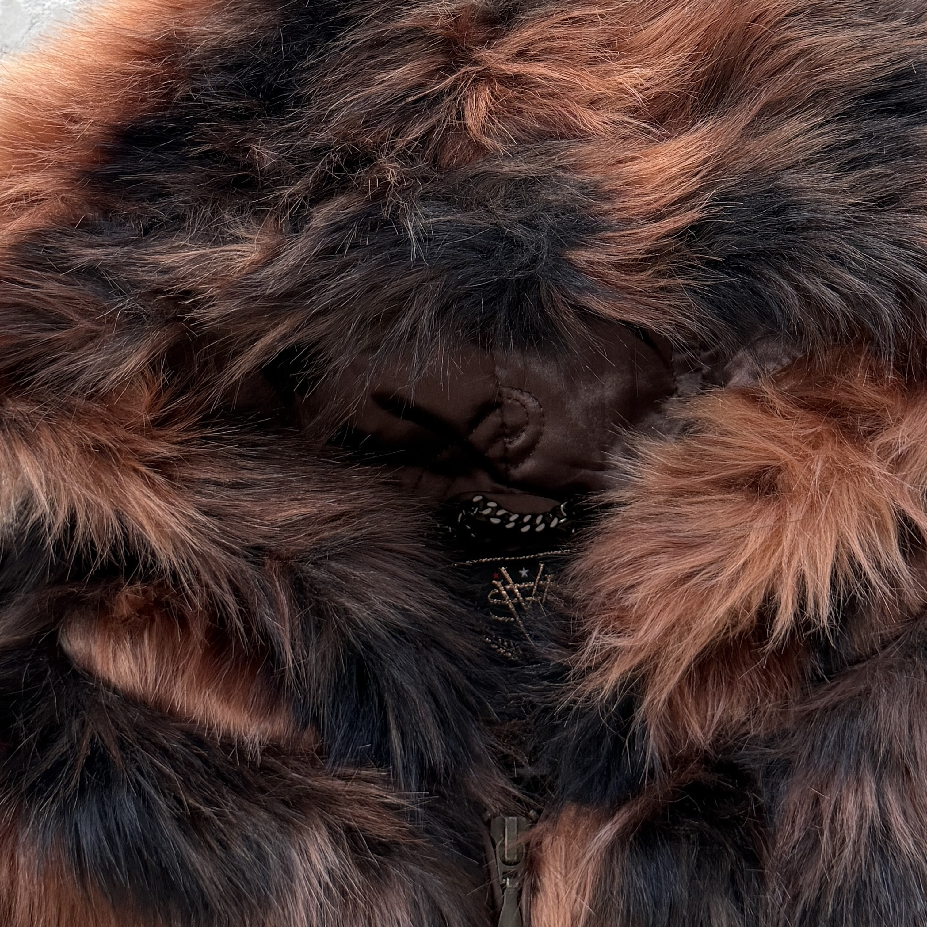 CORTEIZ DIAMOND HOODED FUR JACKET (BROWN)
