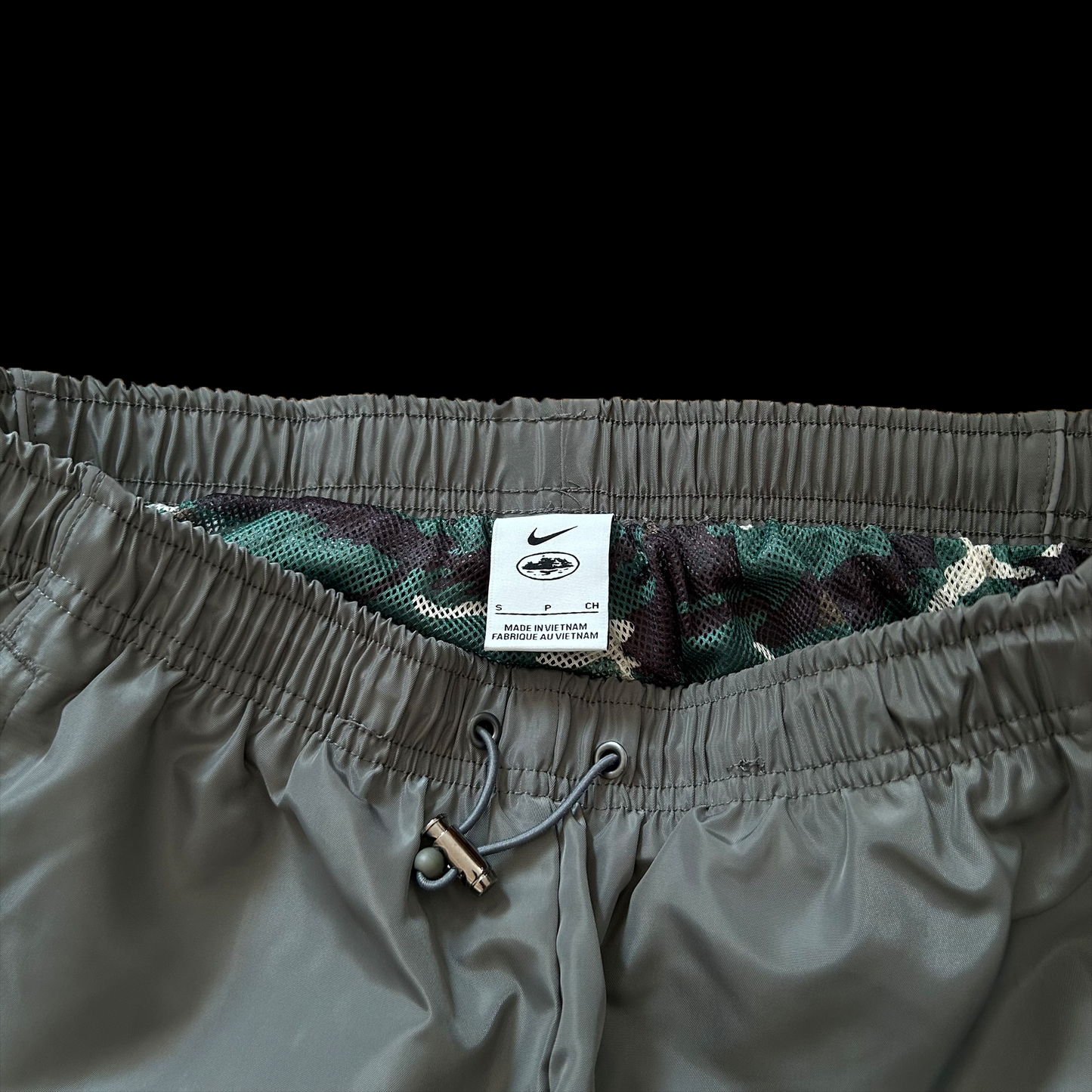 CORTEIZ X NIKE NRG PANT (GREY)